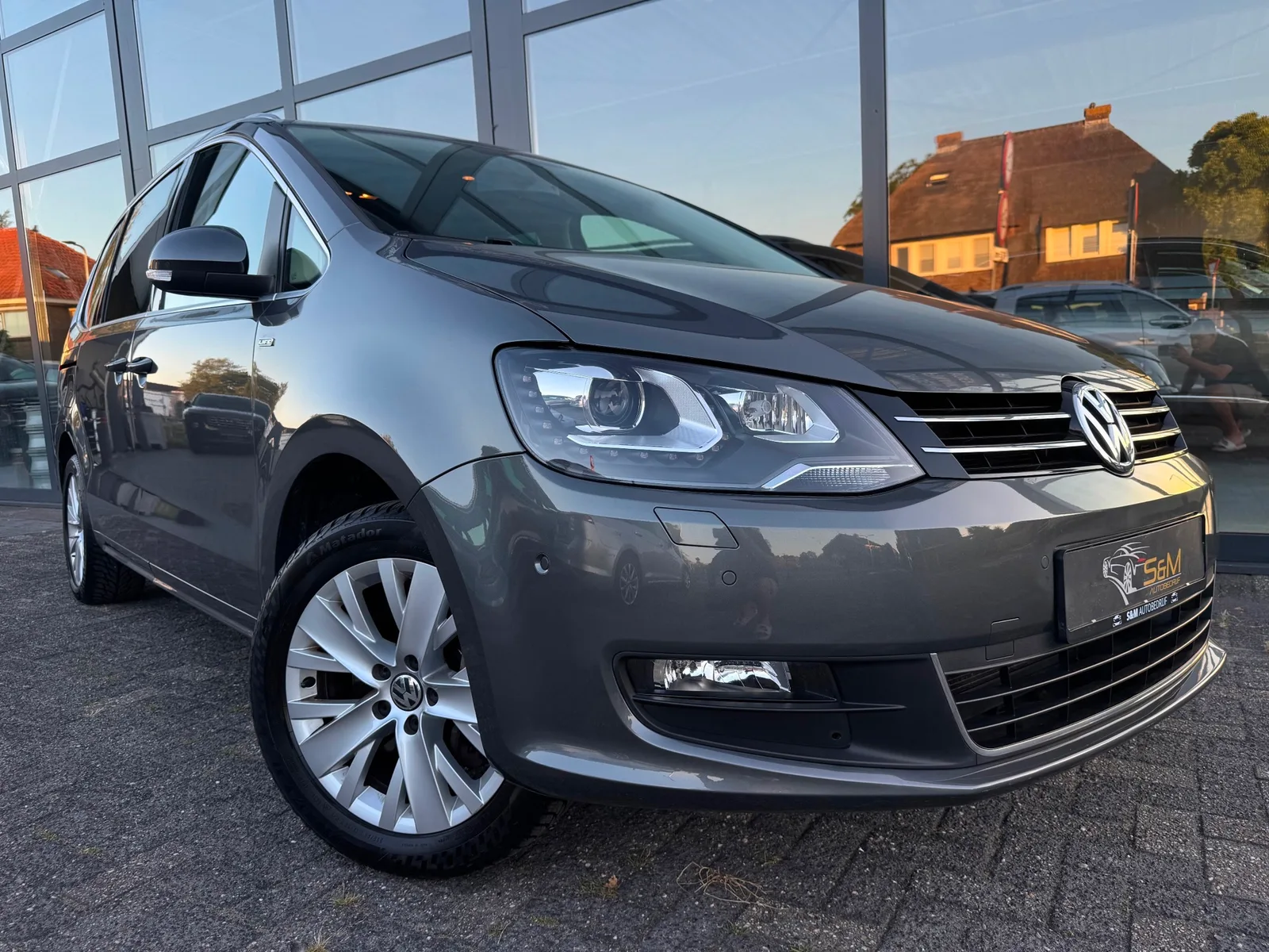 Volkswagen Sharan (2013) — foto 1