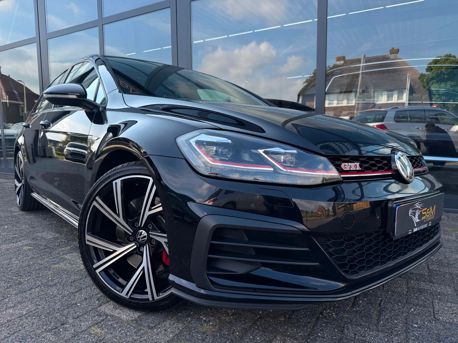 Volkswagen Golf (2017) — foto 1