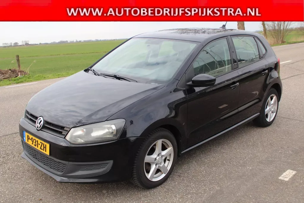 Volkswagen Polo (2012) — foto 1