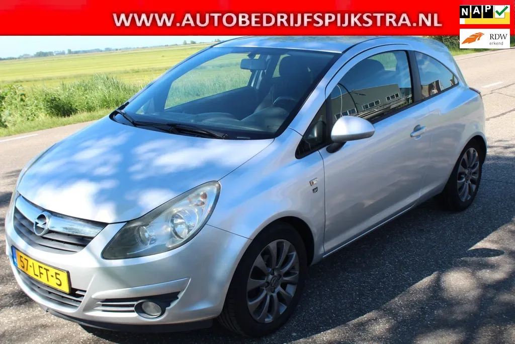 Opel Corsa (2010) — foto 1