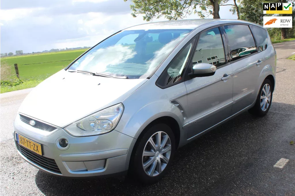 Ford S-Max (2007) — foto 1