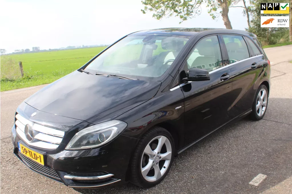 Mercedes-Benz B-Klasse (2012) — foto 1