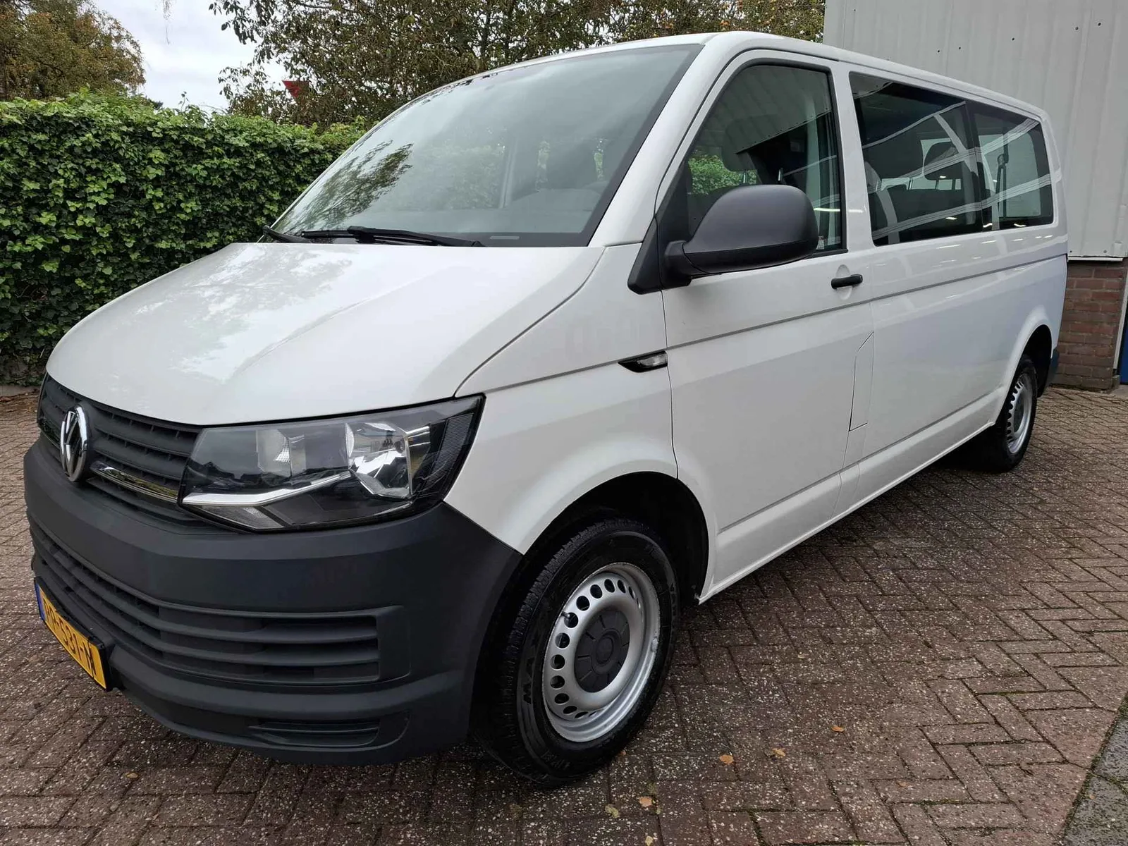 Volkswagen Transporter (2017) — foto 1