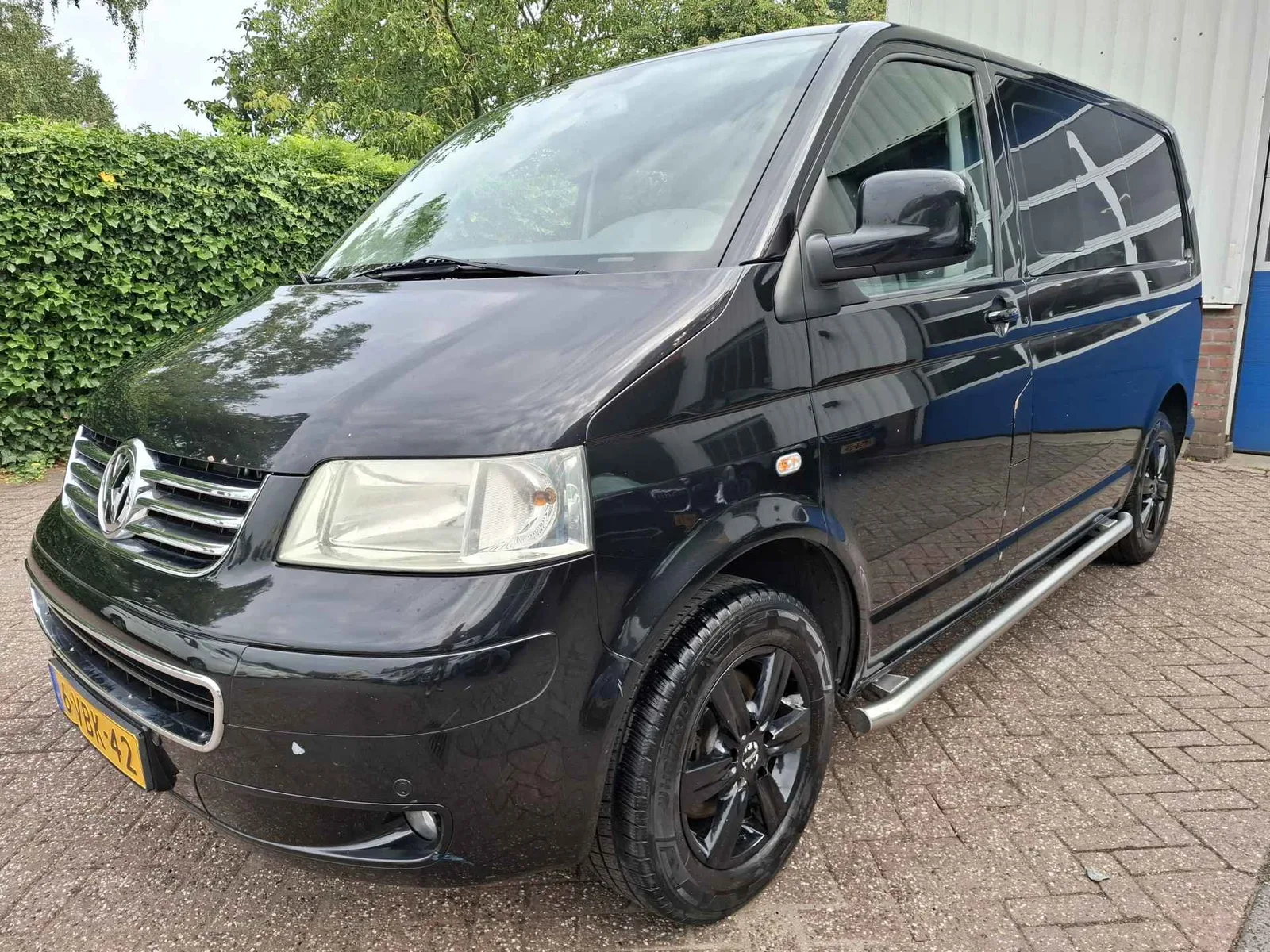 Volkswagen Transporter (2009) — foto 1