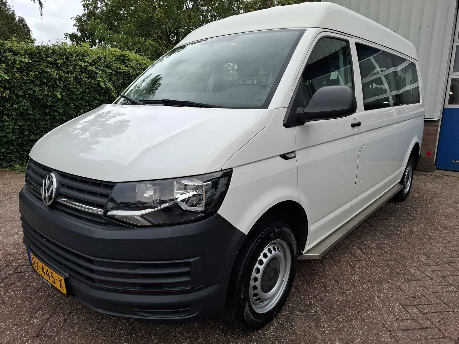 Volkswagen Transporter (2017) — foto 1