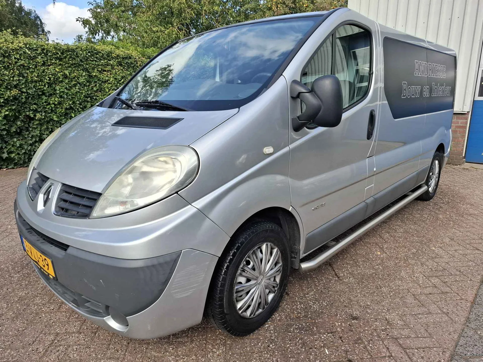 Renault Trafic (2011) — foto 1