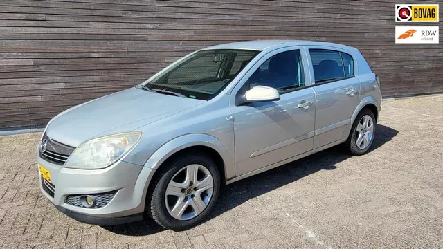 Opel Astra (2007) — foto 1