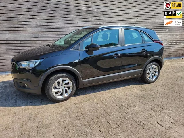 Opel Crossland (2018) — foto 1