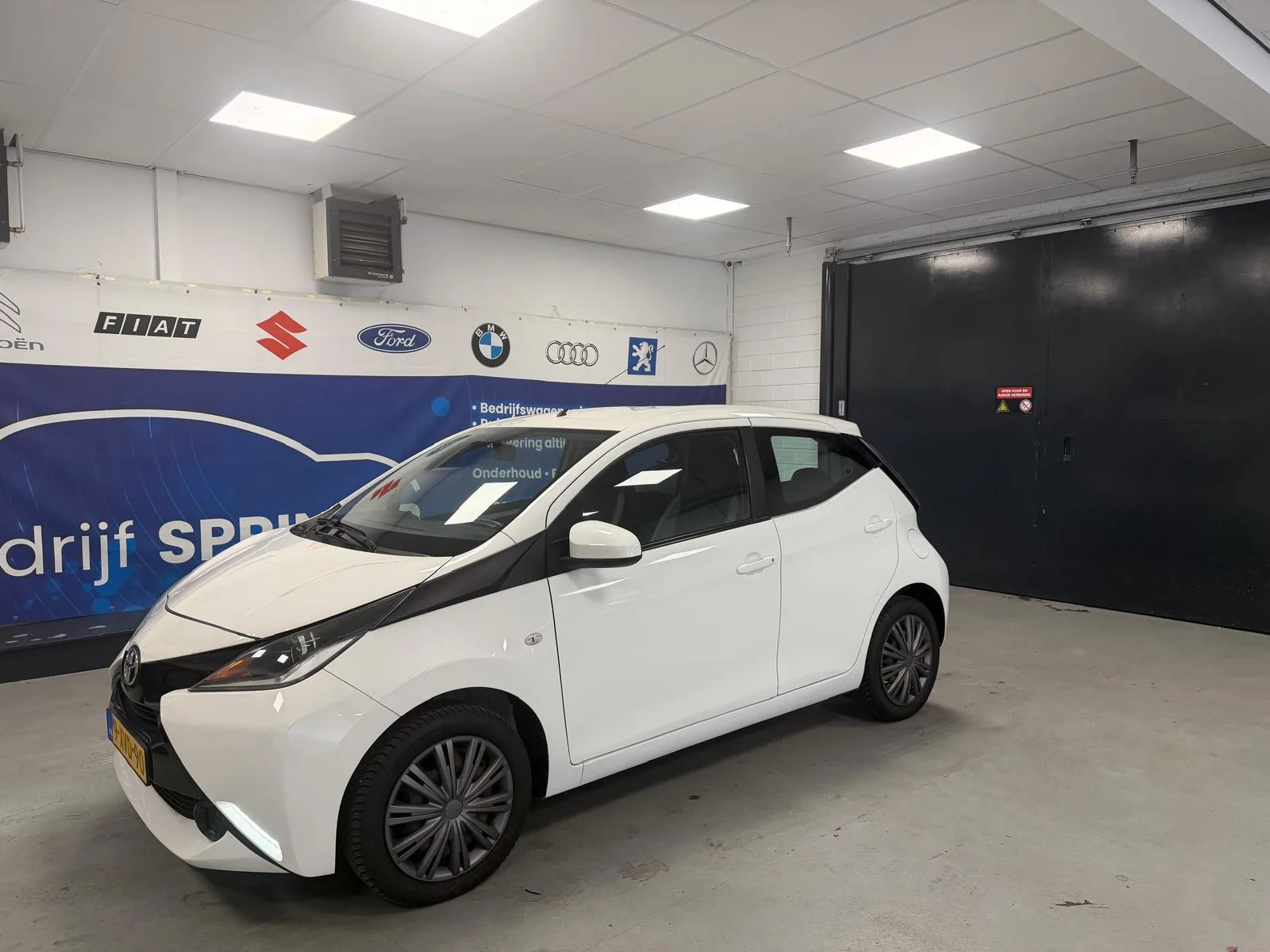 Toyota Aygo (2014) — foto 1