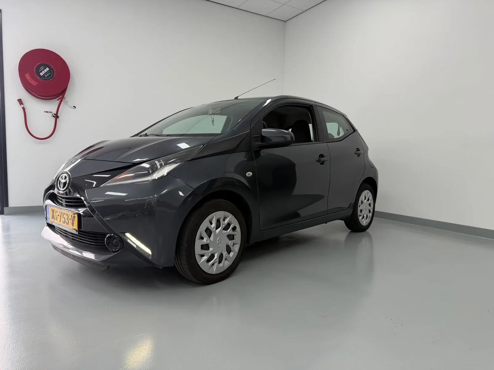 Toyota Aygo (2018) — foto 1