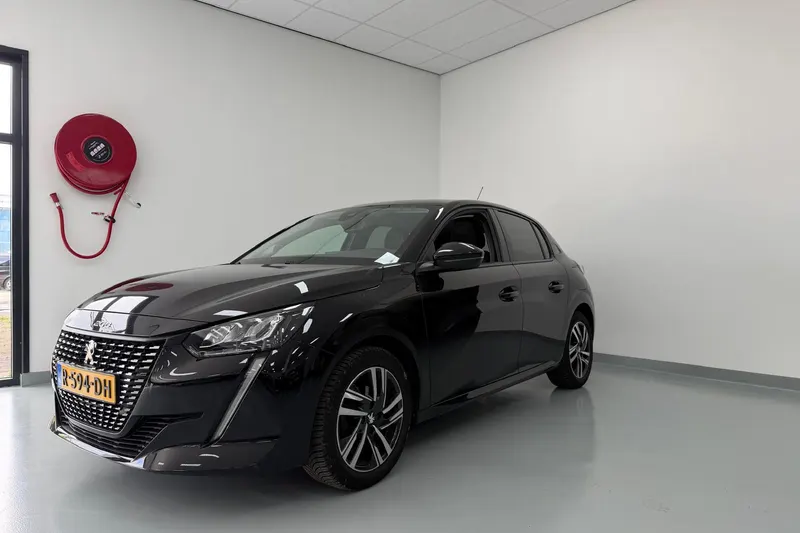 Peugeot 208 (2022)