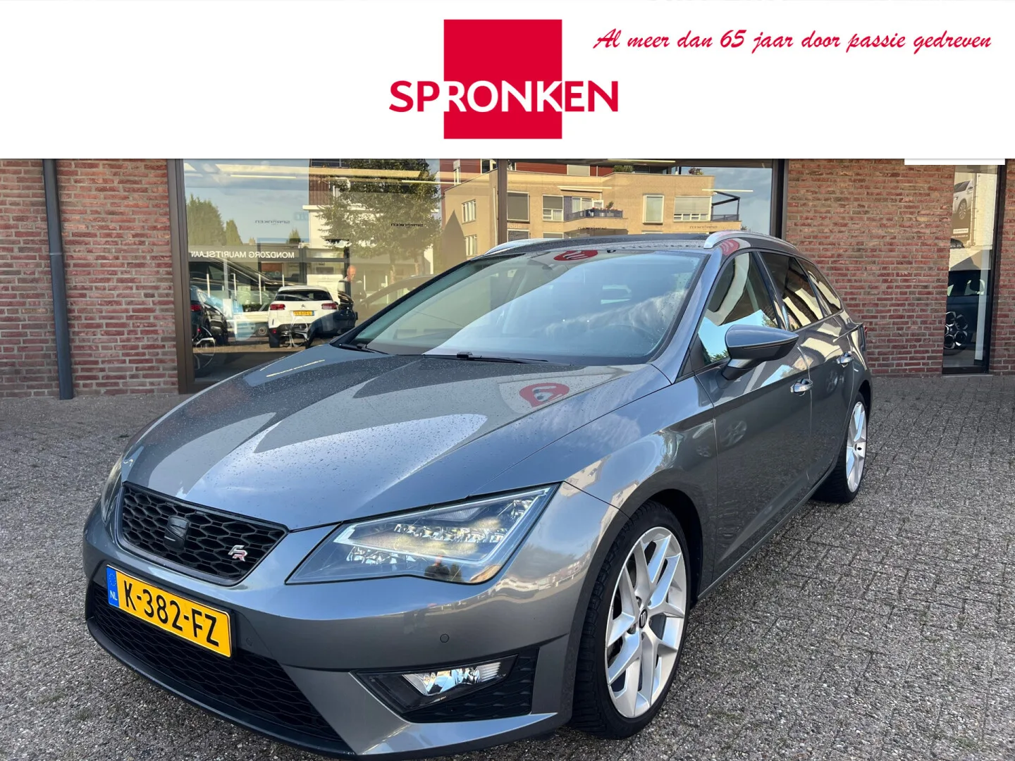 SEAT Leon (2015) — foto 1