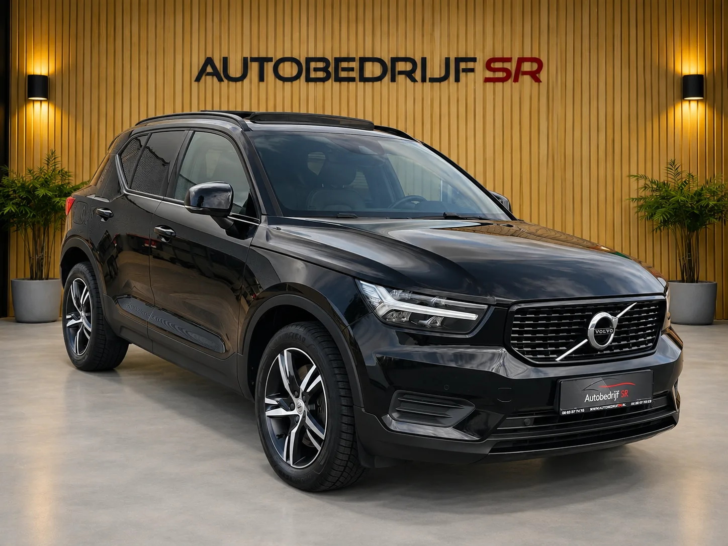 Volvo XC40 (2020) — foto 1
