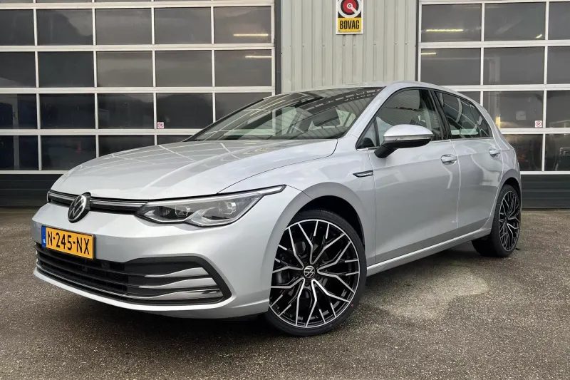 Volkswagen Golf (2021)