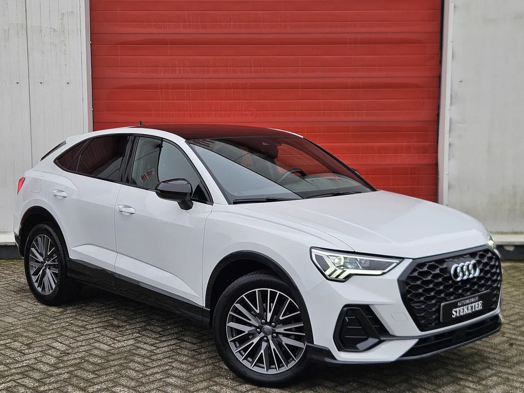 Audi Q3 Sportback (2020) — foto 1