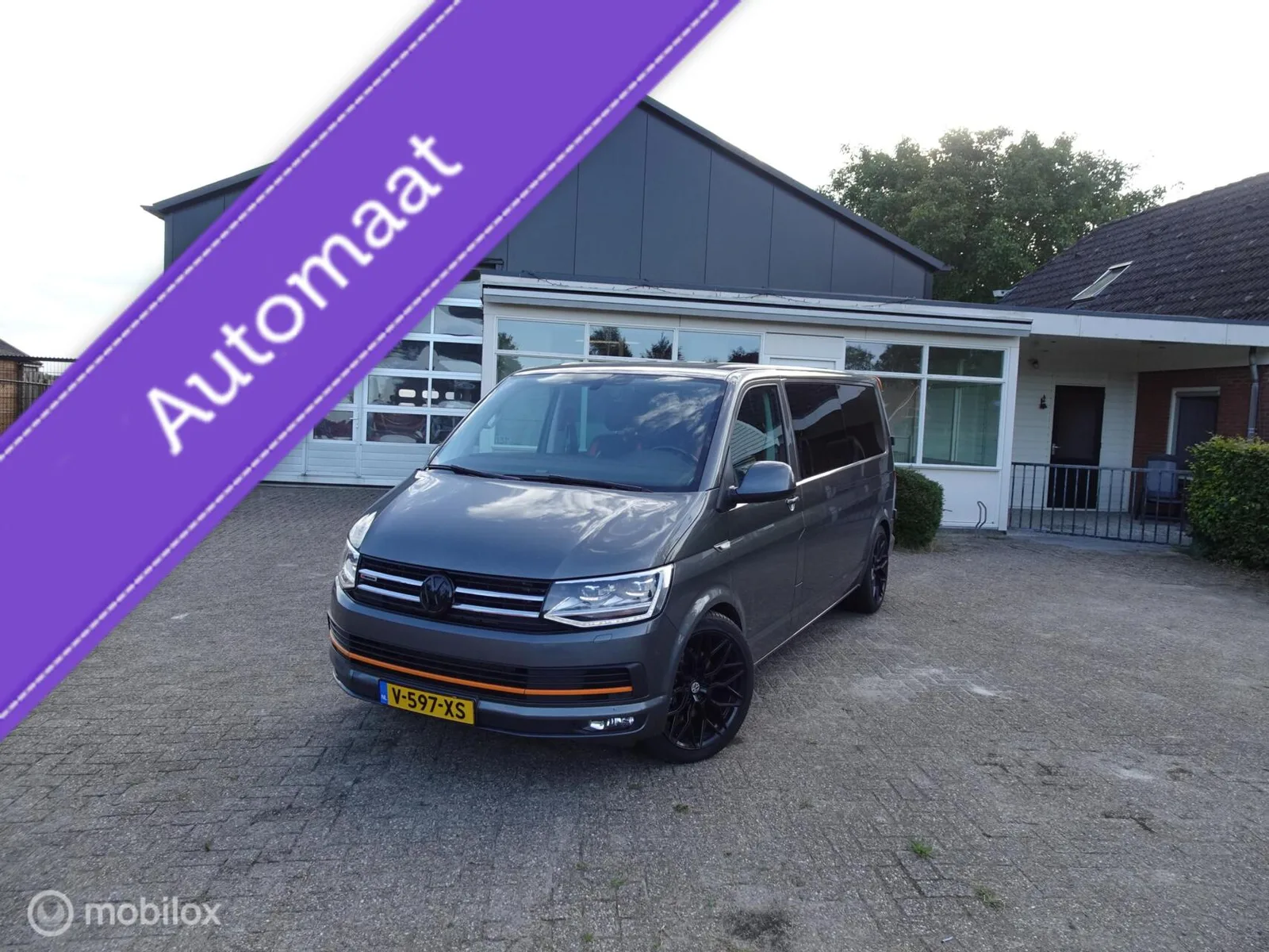 Volkswagen Transporter (2019) — foto 1
