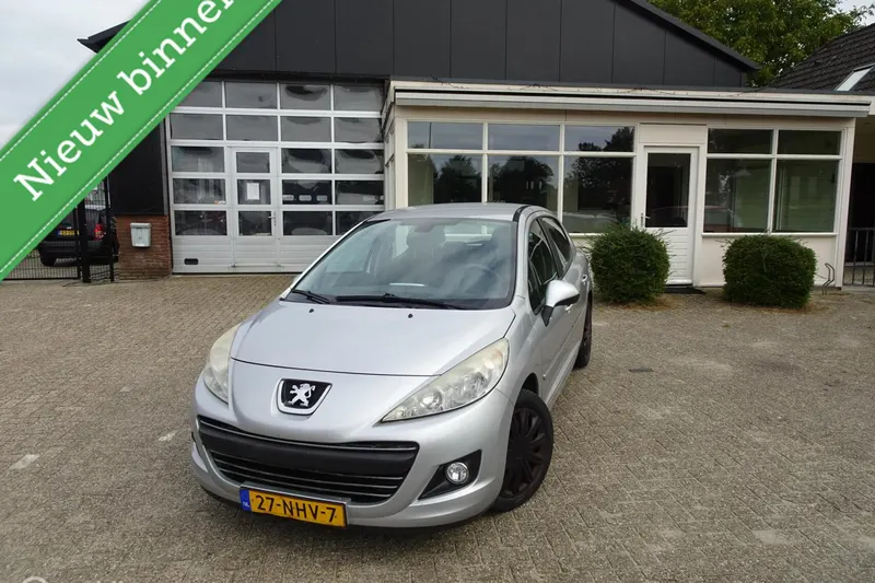 Peugeot 207 (2010)