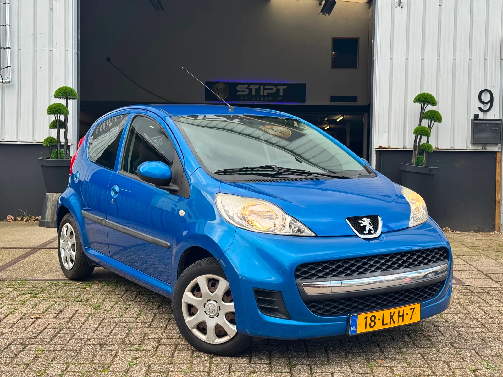 Peugeot 107 (2010) — foto 1