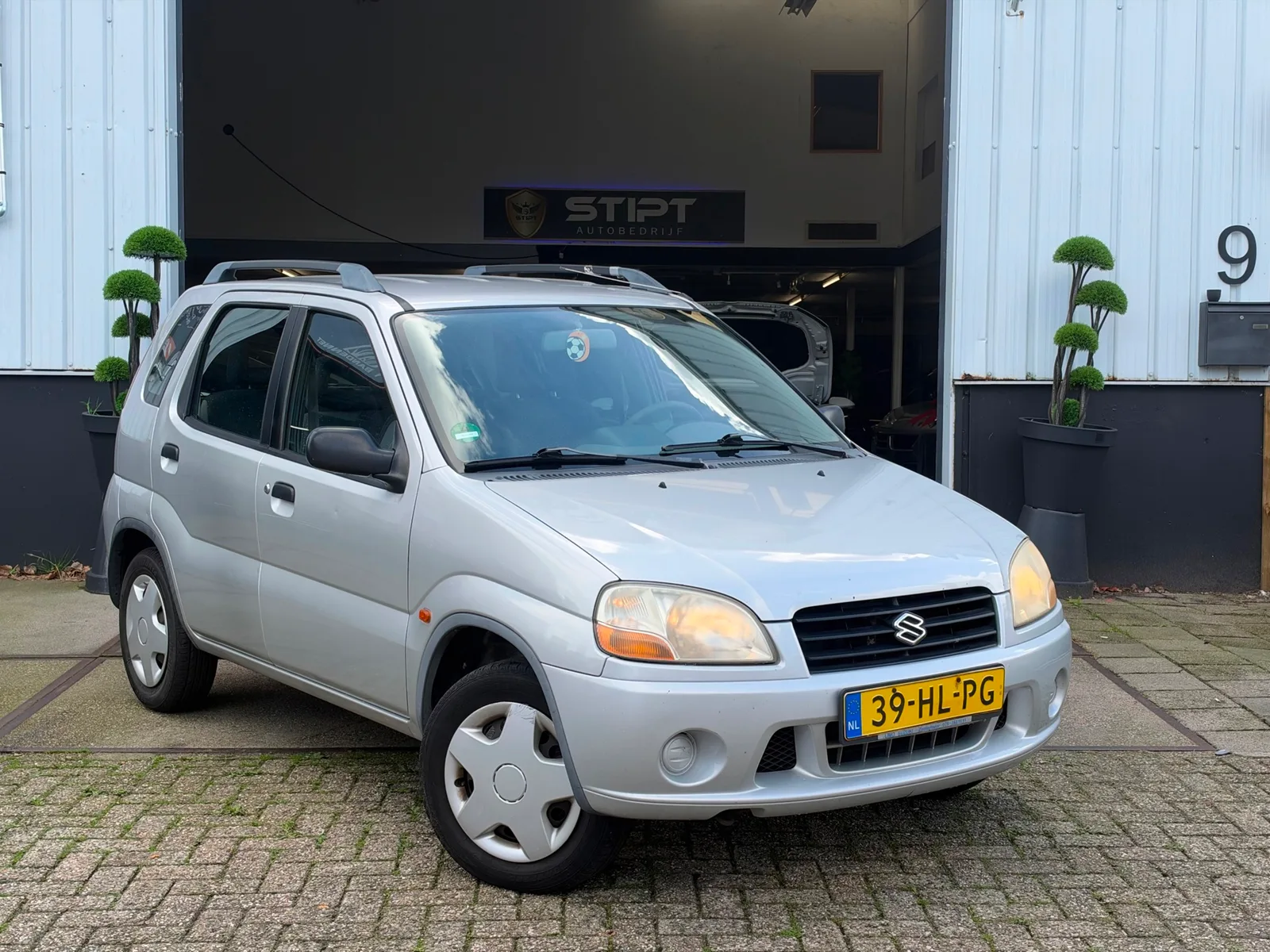 Suzuki Ignis (2001) — foto 1
