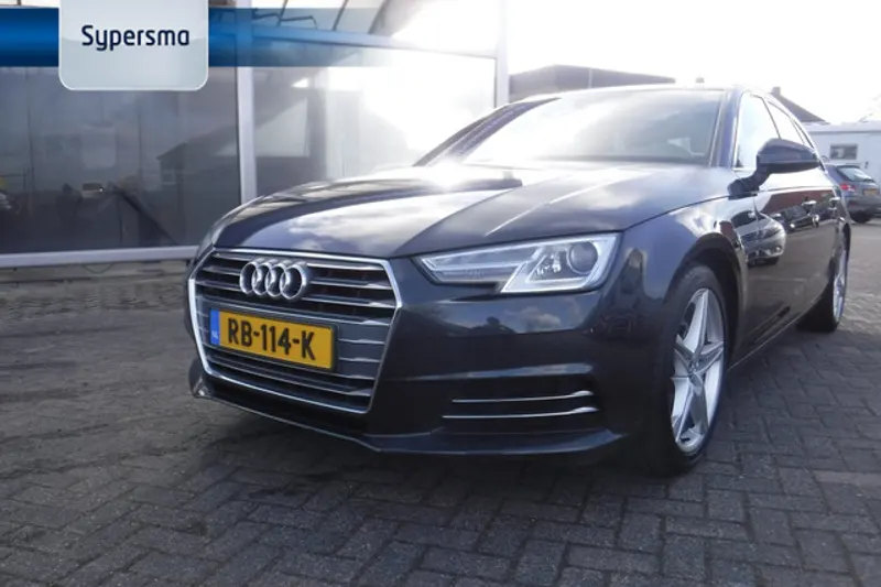 Audi A4 (2017)