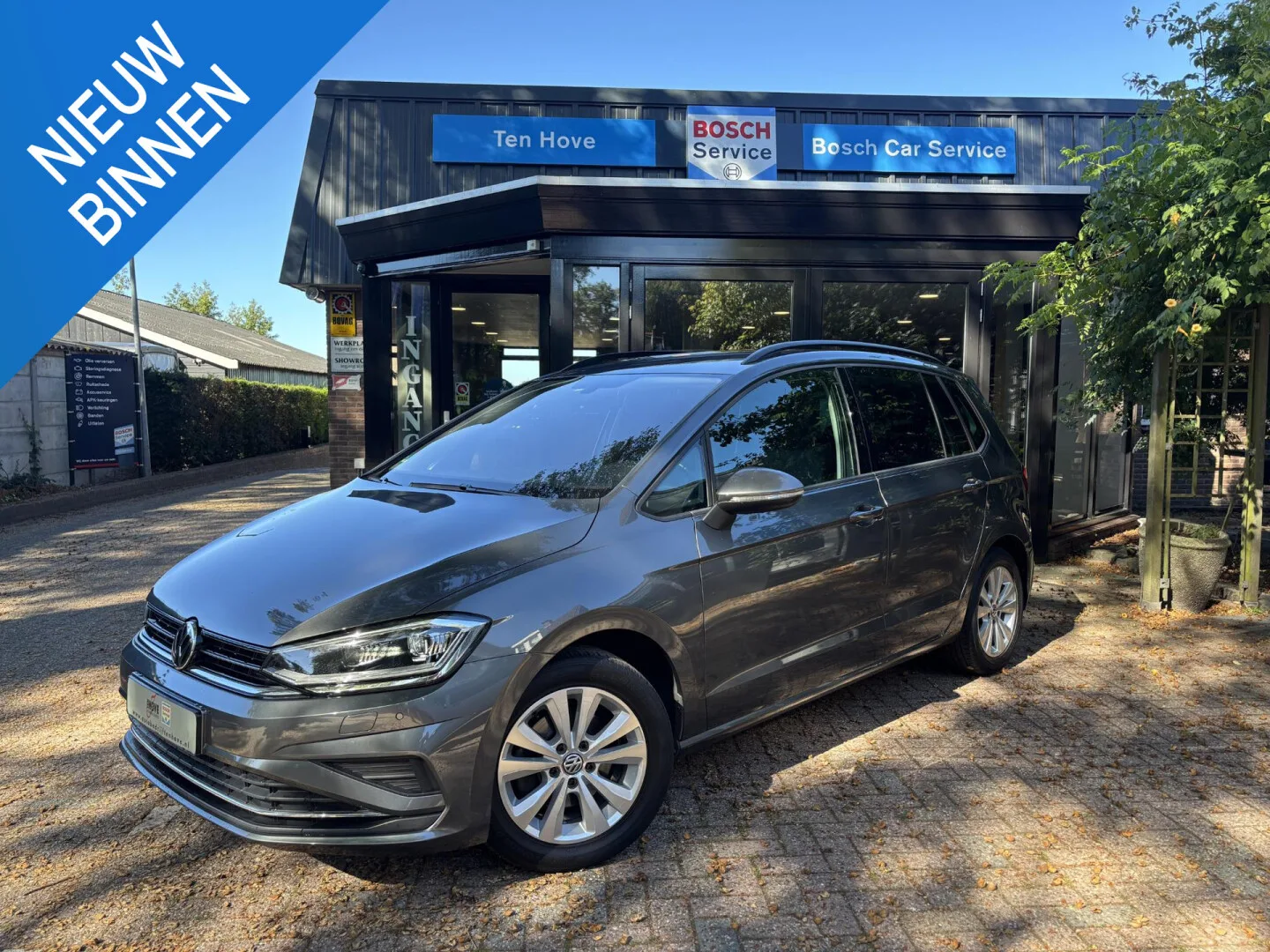 Volkswagen Golf Sportsvan (2018) — foto 1