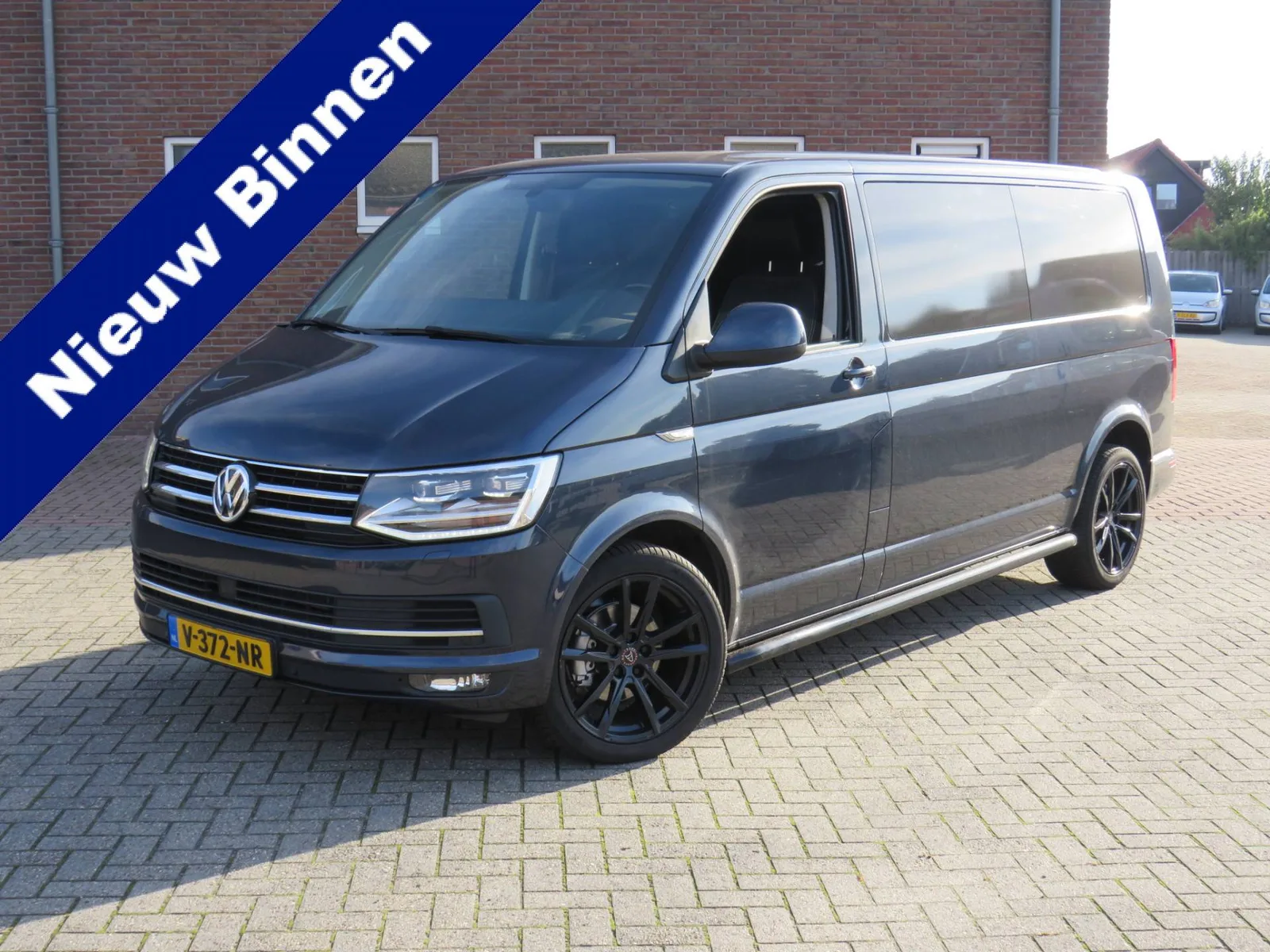 Volkswagen Transporter (2018) — foto 1
