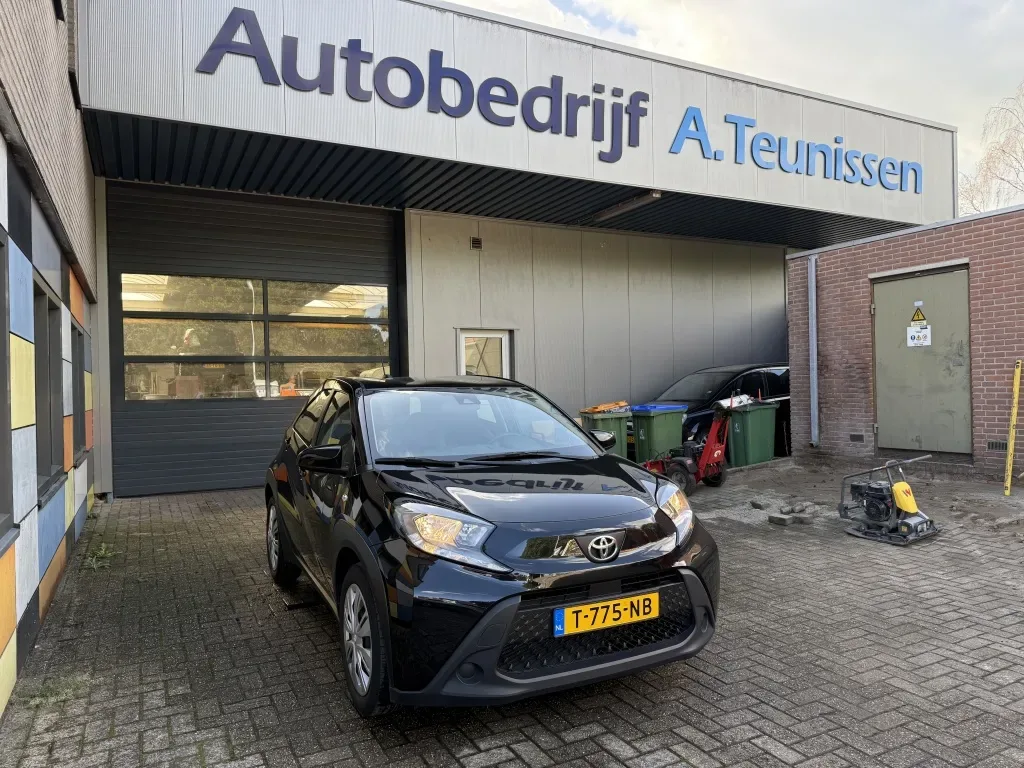 Toyota Aygo X (2023) — foto 1