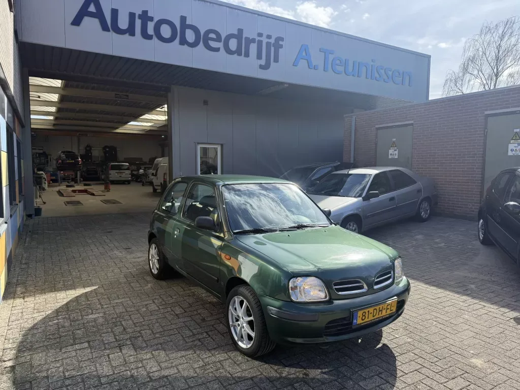 Nissan Micra (1999) — foto 1