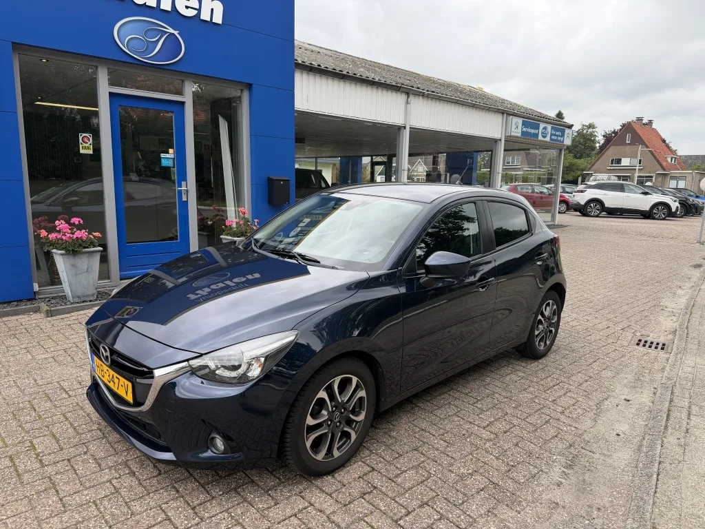 Mazda 2 (2015) — foto 1