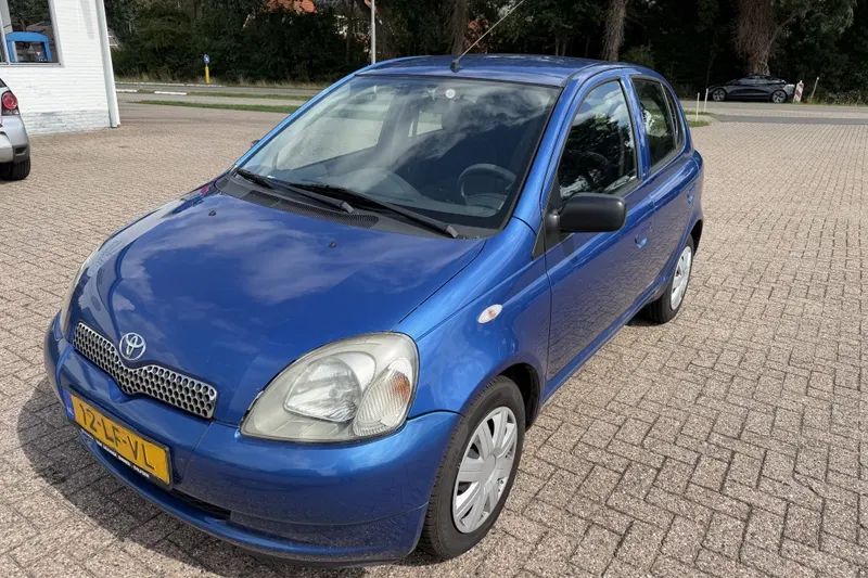 Toyota Yaris (2003)