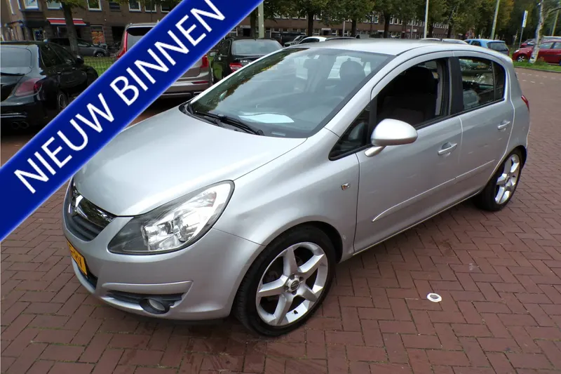 Opel Corsa (2008)