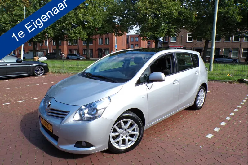 Toyota Verso (2010)