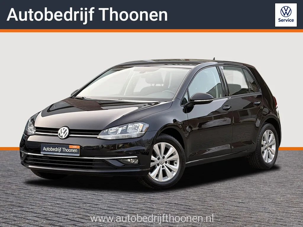 Volkswagen Golf (2018) — foto 1