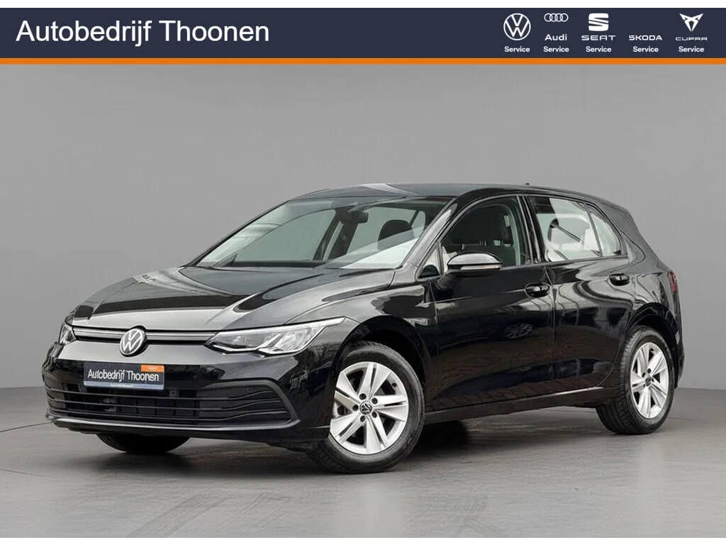 Volkswagen Golf (2024) — foto 1