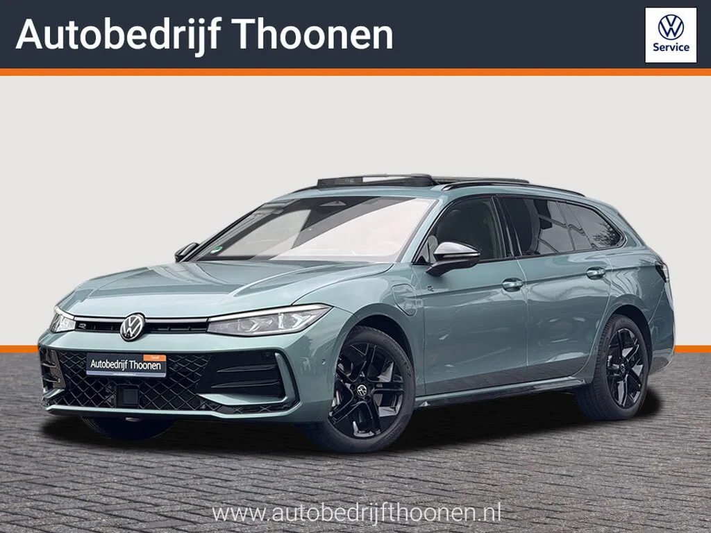Volkswagen Passat (2025) — foto 1