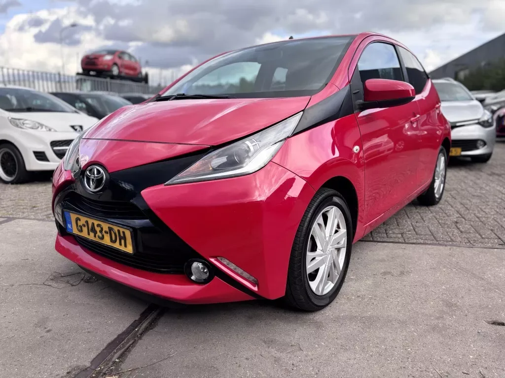 Toyota Aygo (2017) — foto 1
