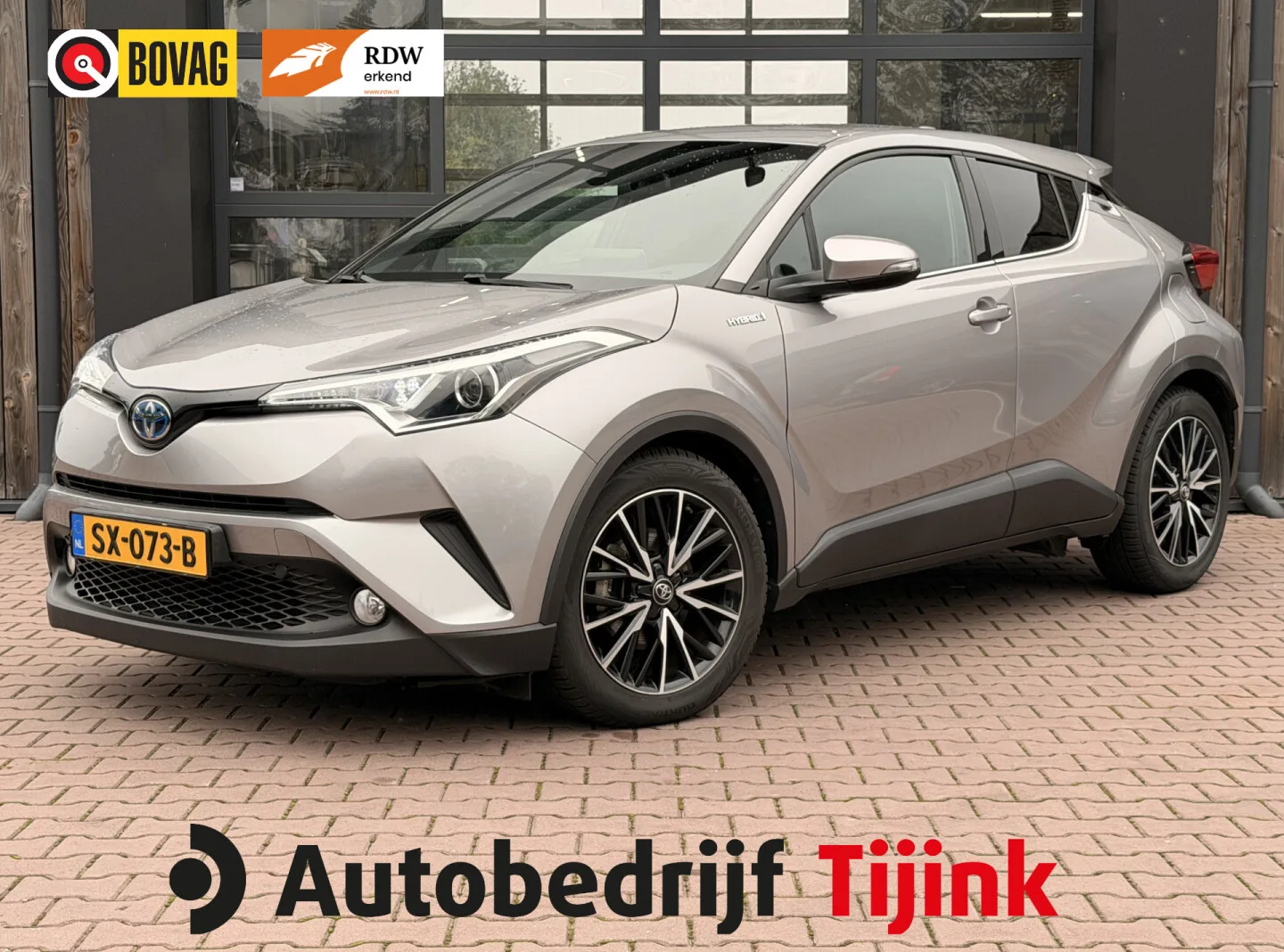 Toyota C-HR (2018) — foto 1