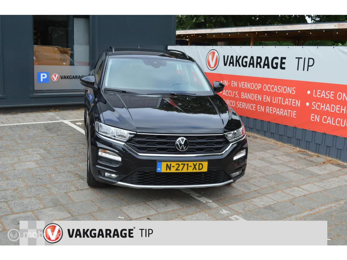 Volkswagen T-Roc (2021) — foto 1