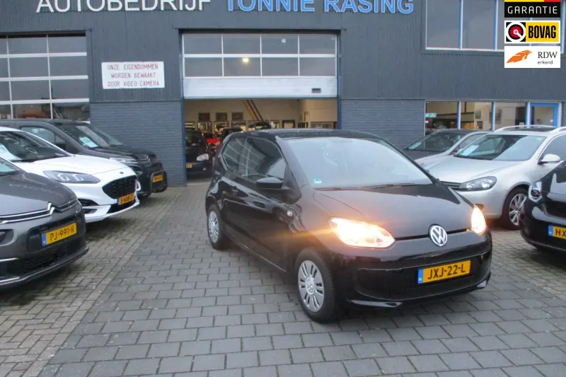 Volkswagen Up! (2015)