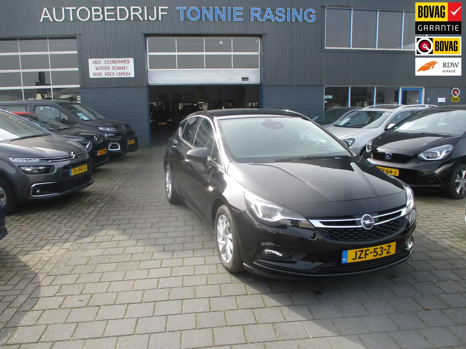 Opel Astra (2018) — foto 1