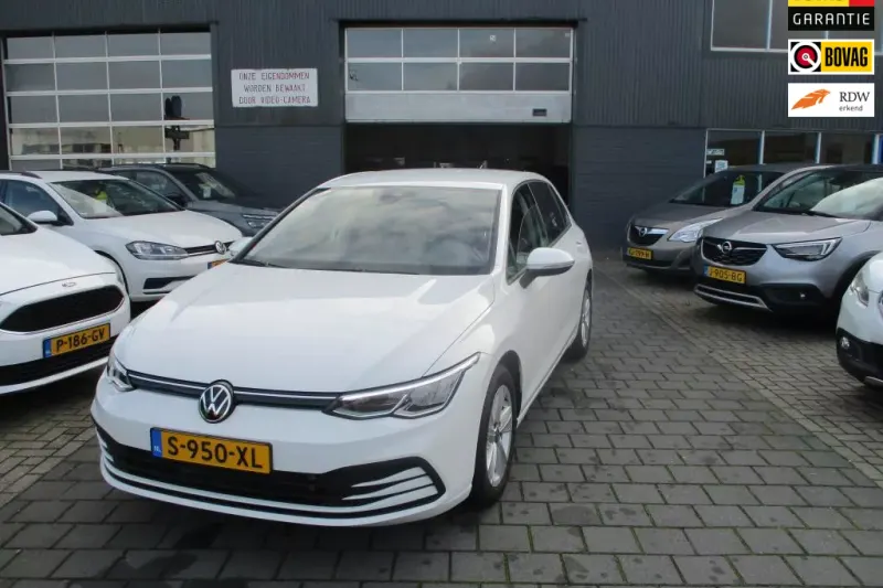 Volkswagen Golf (2021)