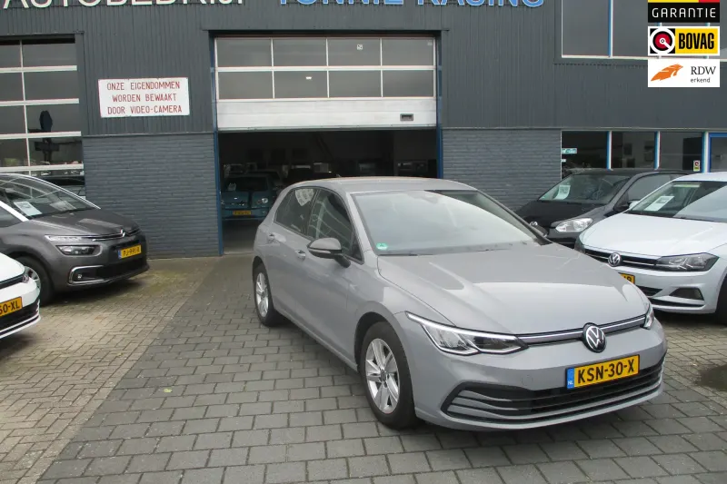 Volkswagen Golf (2021)