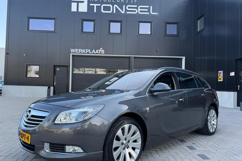 Opel Insignia (2010)