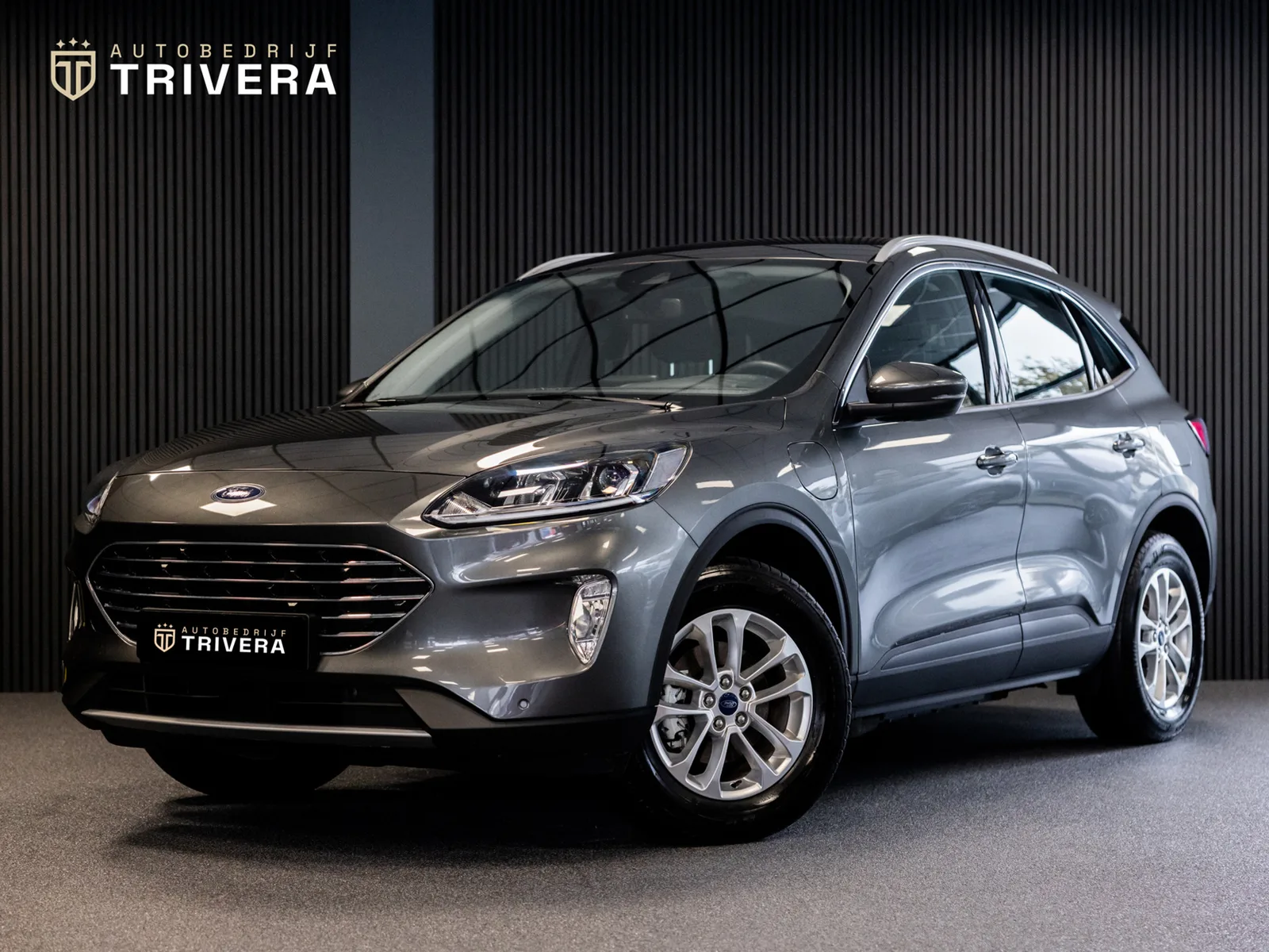 Ford Kuga (2023) — foto 1
