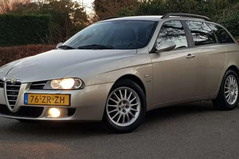 Alfa Romeo 156 (0)