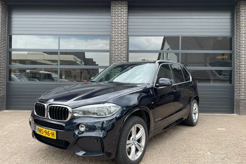 BMW X5 (2017)