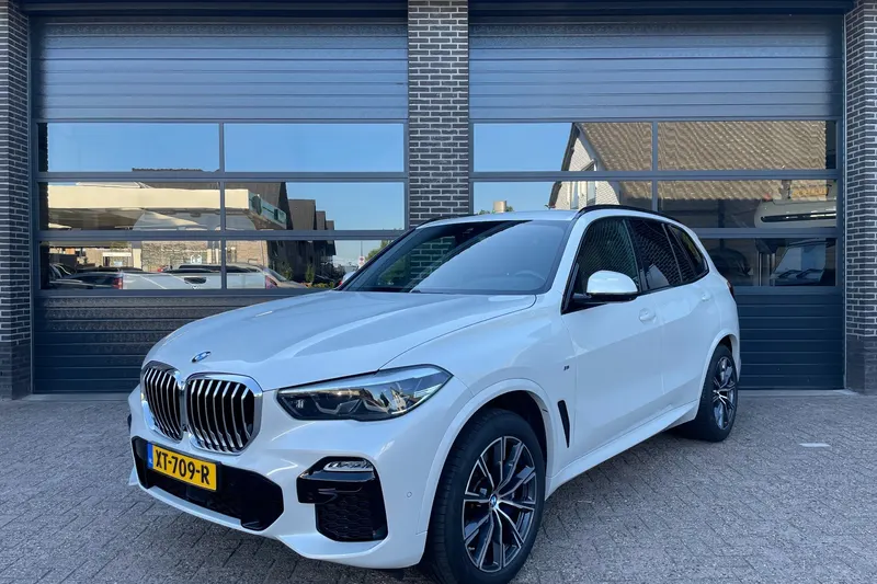BMW X5 (2019)