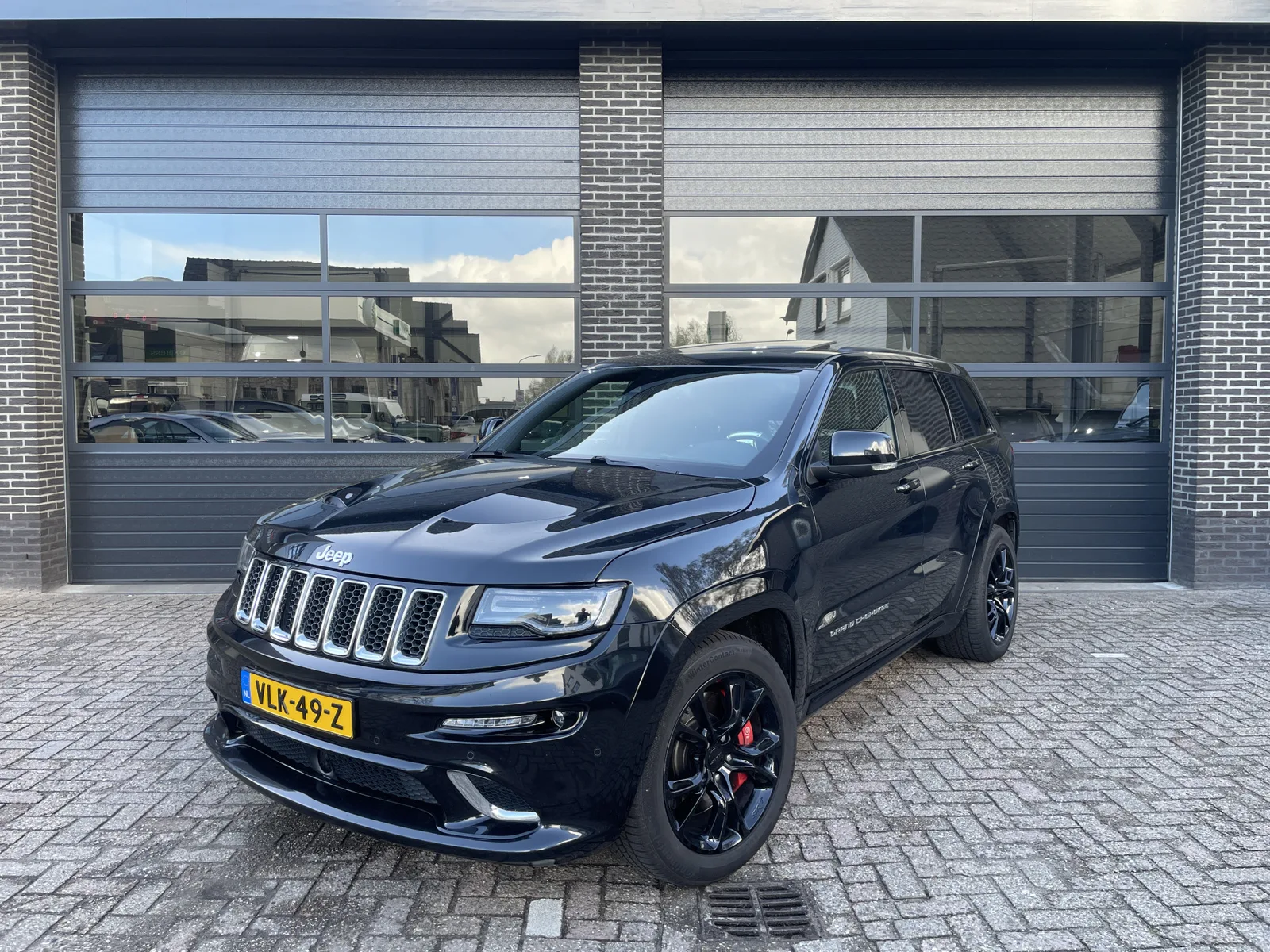 Jeep Grand Cherokee (2016) — foto 1