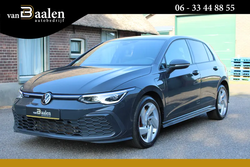 Volkswagen Golf (2022)
