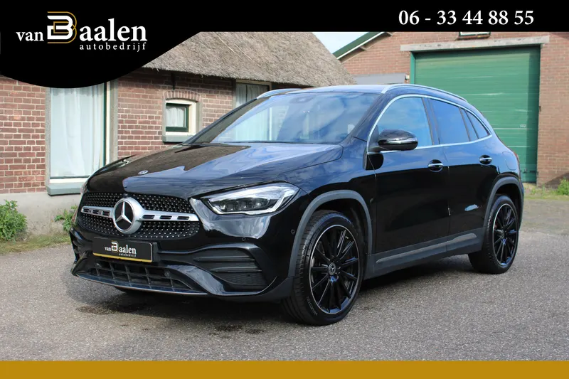 Mercedes-Benz GLA (2023)